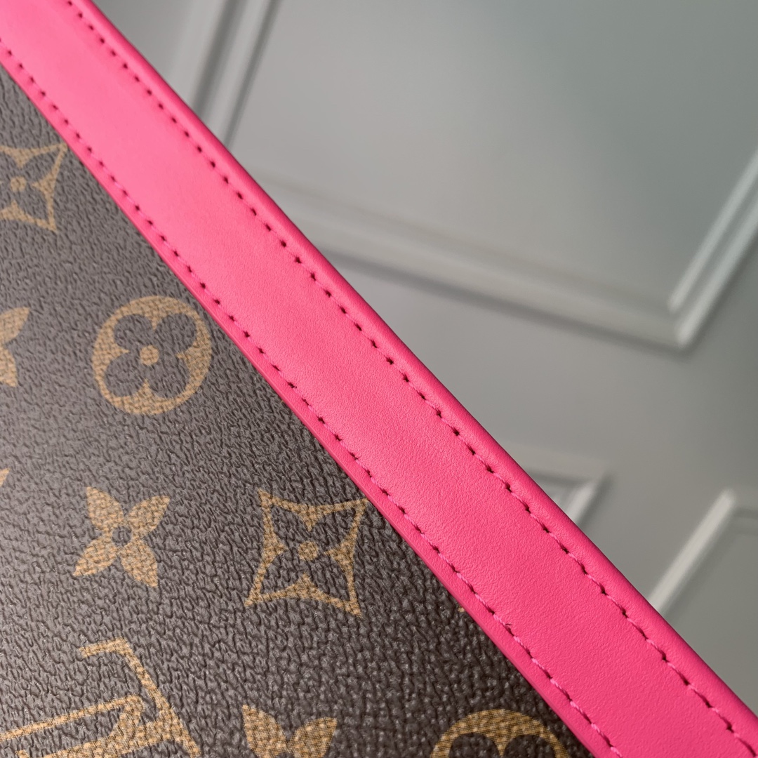 LV Clutch Bags